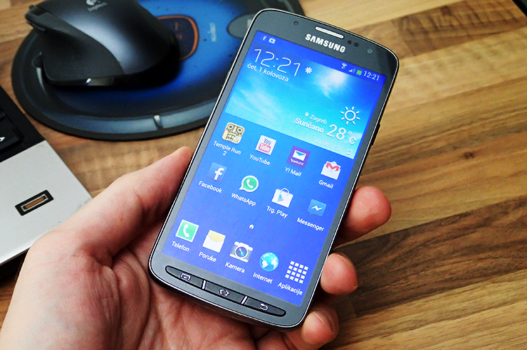 Samsung-Galaxy-S4-Active-(8).png